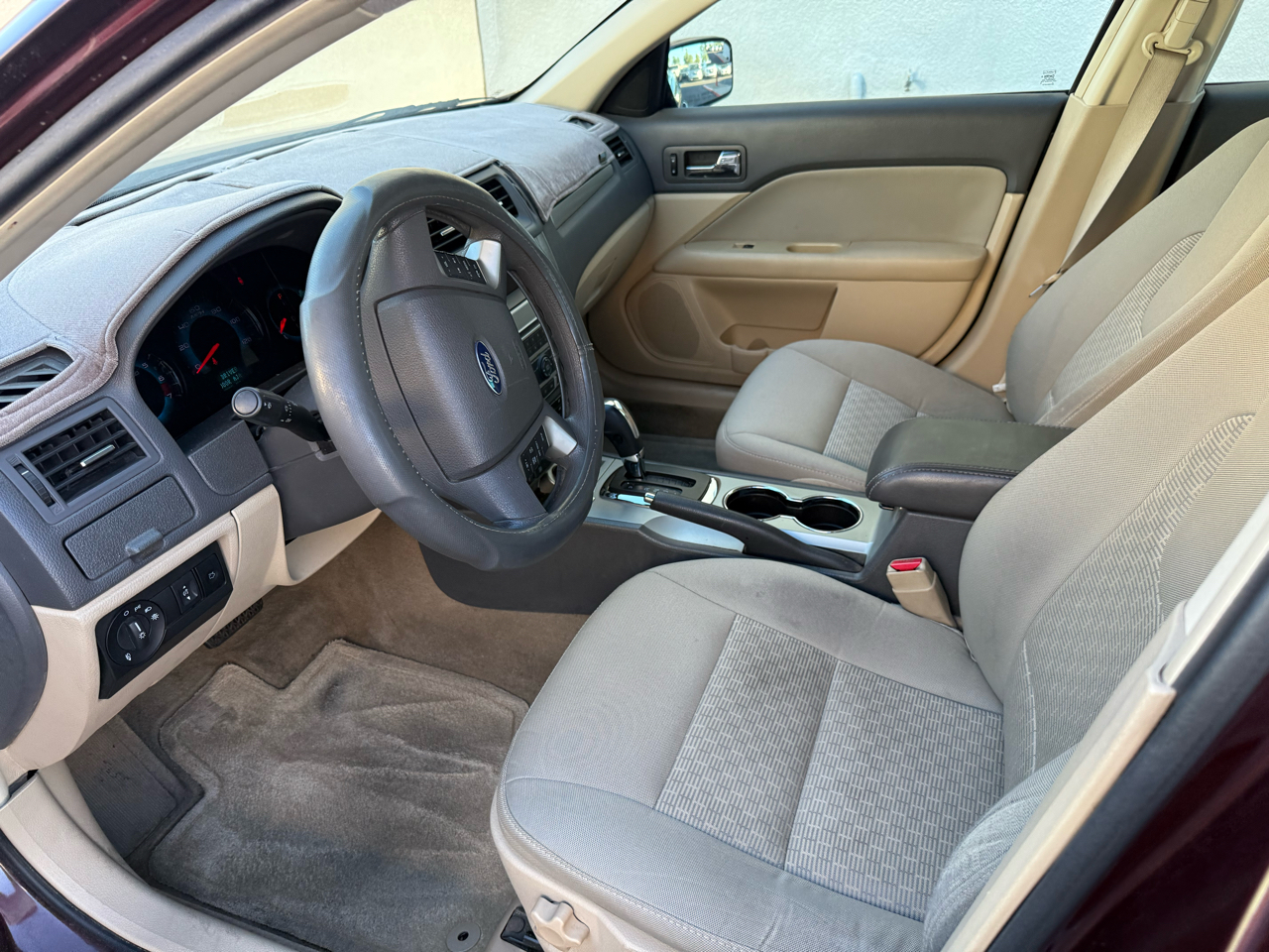 Ford Fusion 4dr Sdn SE FWD 2011 Ford Fusion 4dr Sdn SE FWD 2011