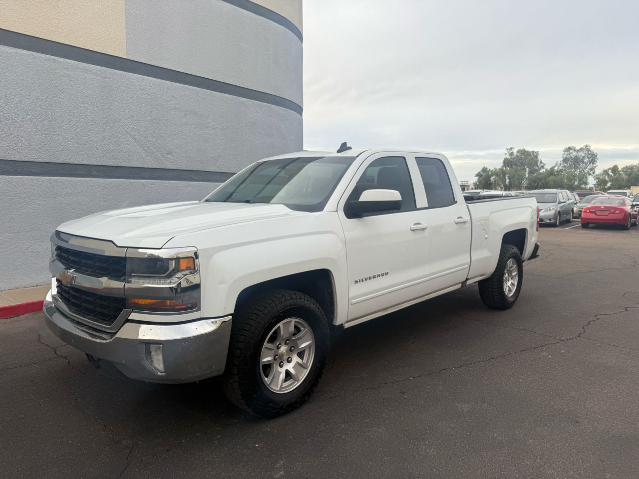 2018 Chevrolet Silverado 1500 2WD Double Cab 143.5" LT w/1LT