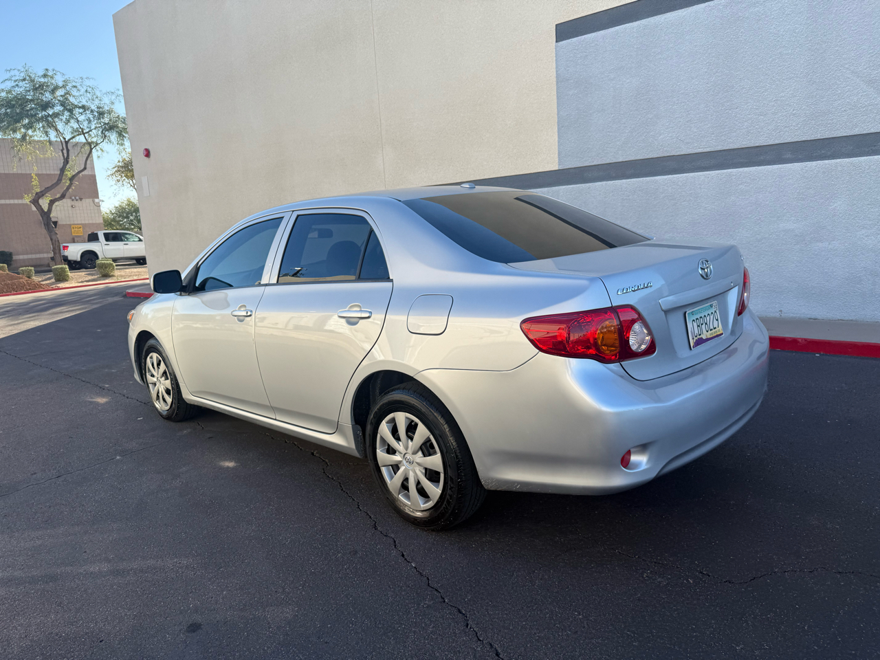 Toyota Corolla 4dr Sdn Man (Natl) 2009