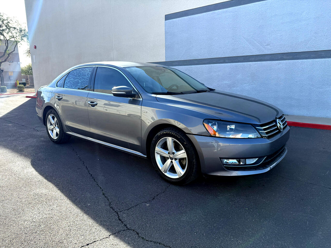 Volkswagen Passat 4dr Sdn 1.8T Auto S PZEV 2015