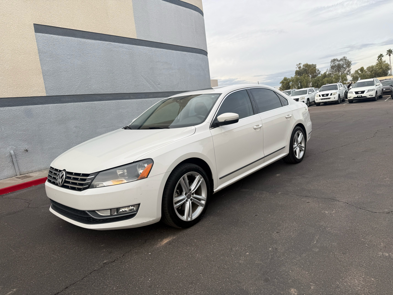 Volkswagen Passat 4dr Sdn 2.0L Manual  TDI SE 2014