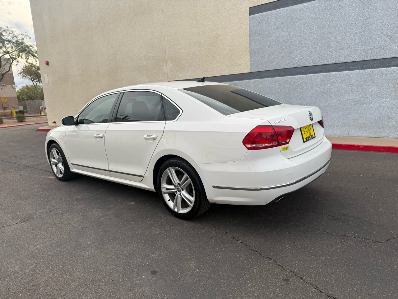 Volkswagen Passat 4dr Sdn 2.0L Manual  TDI SE 2014