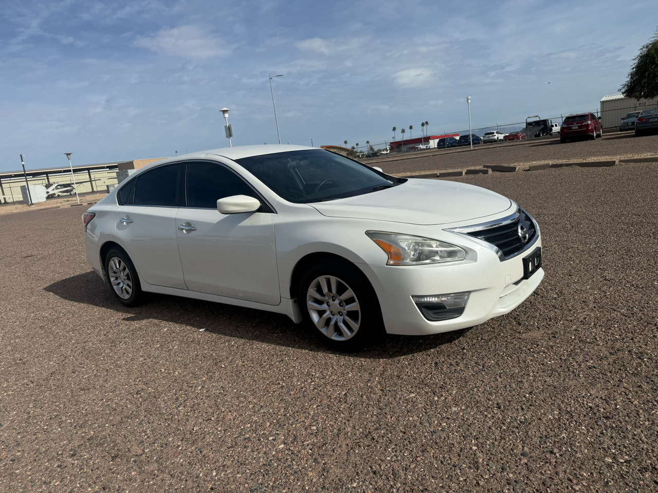 Nissan Altima 4dr Sdn I4 2.5 S 2014