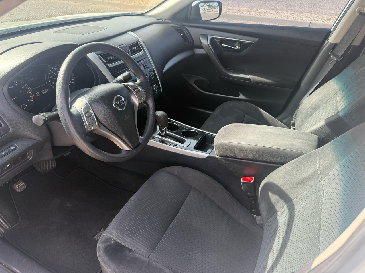 Nissan Altima 4dr Sdn I4 2.5 S 2014