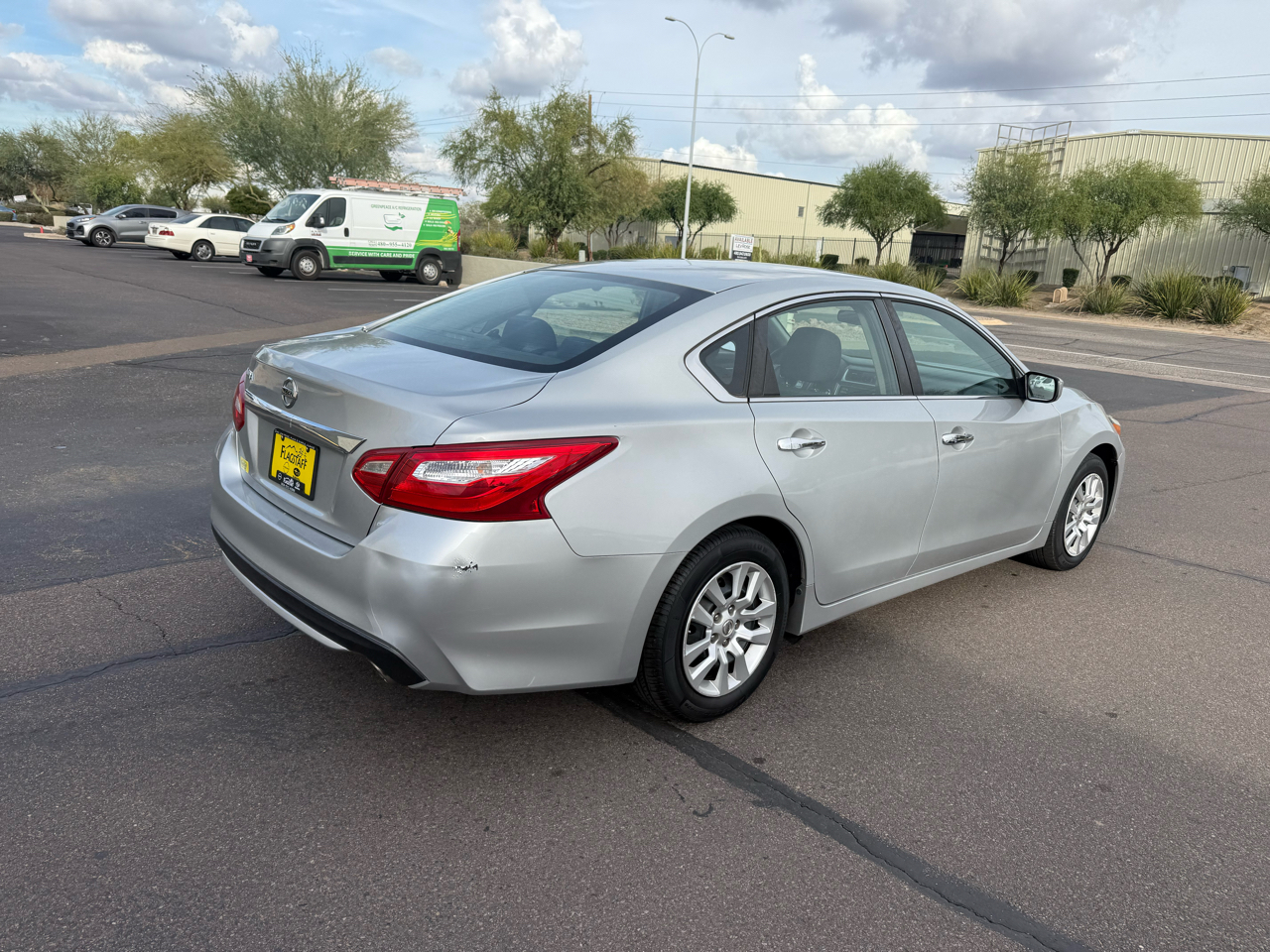 Nissan Altima 4dr Sdn I4 2.5 2016