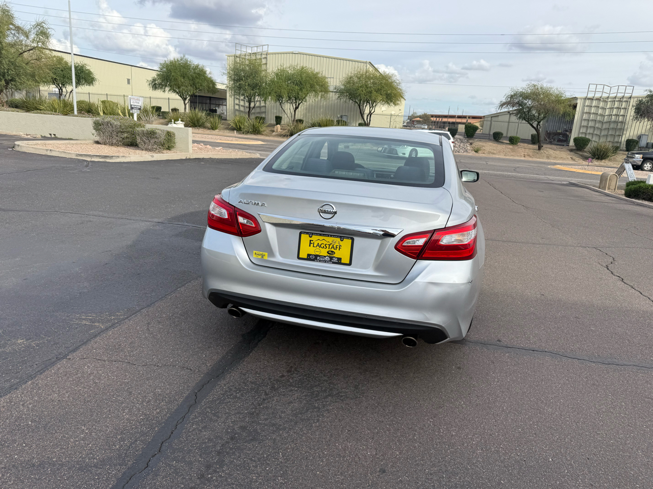 Nissan Altima 4dr Sdn I4 2.5 2016