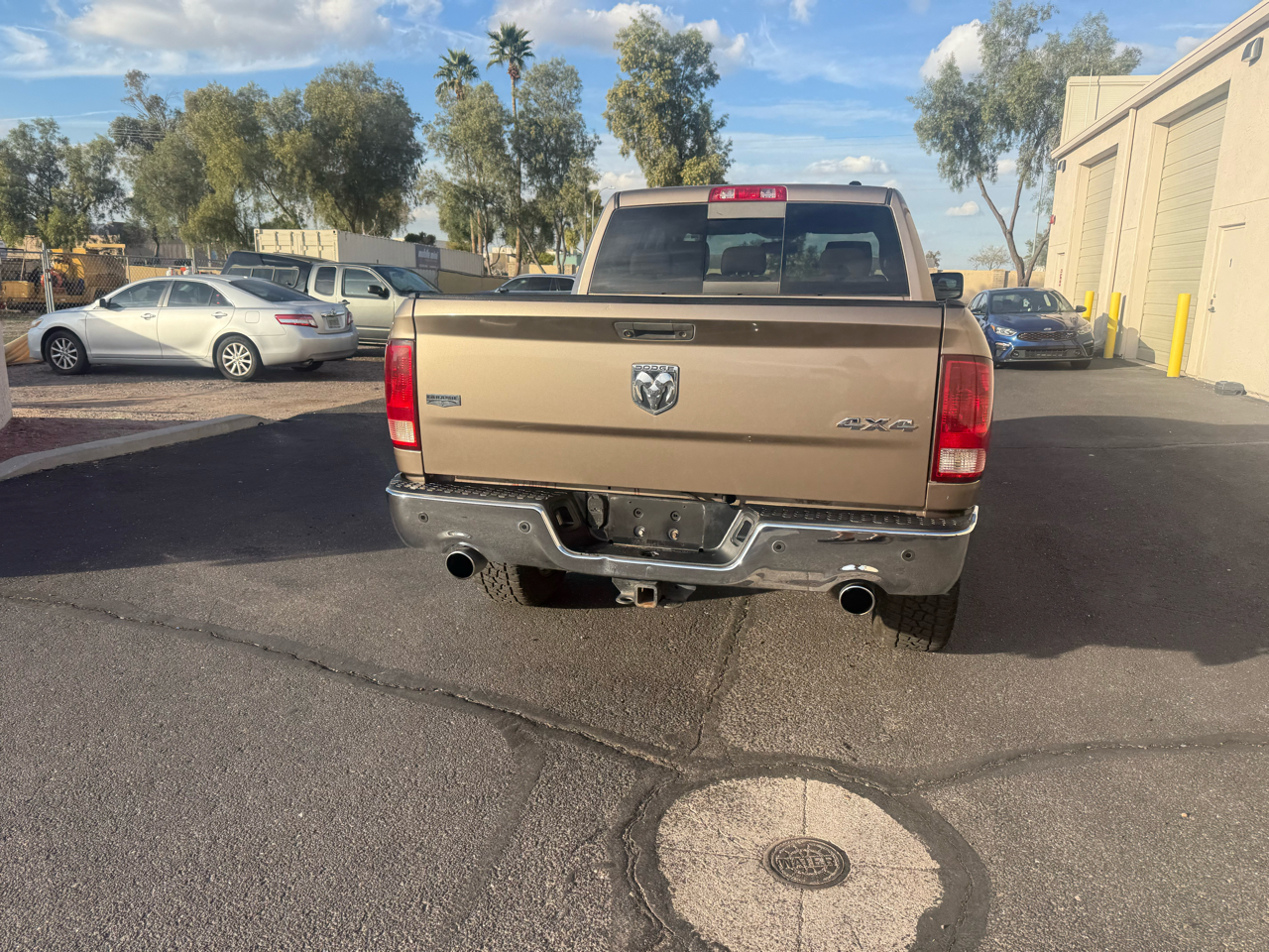 Dodge Ram 1500 4WD Crew Cab 140.5" Laramie 2009