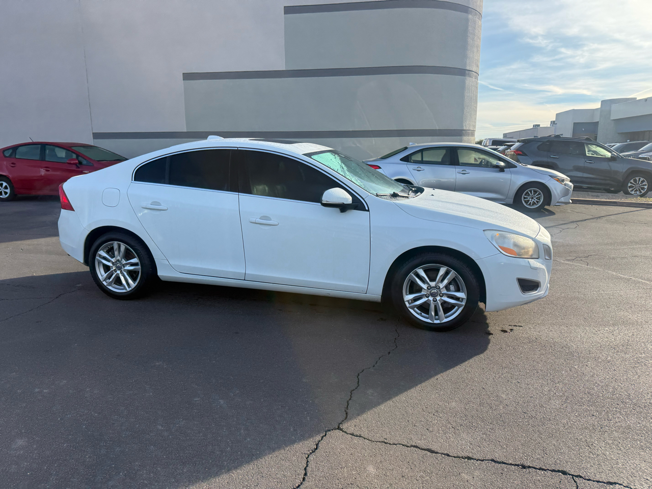 Volvo S60 FWD 4dr Sdn T5 2012