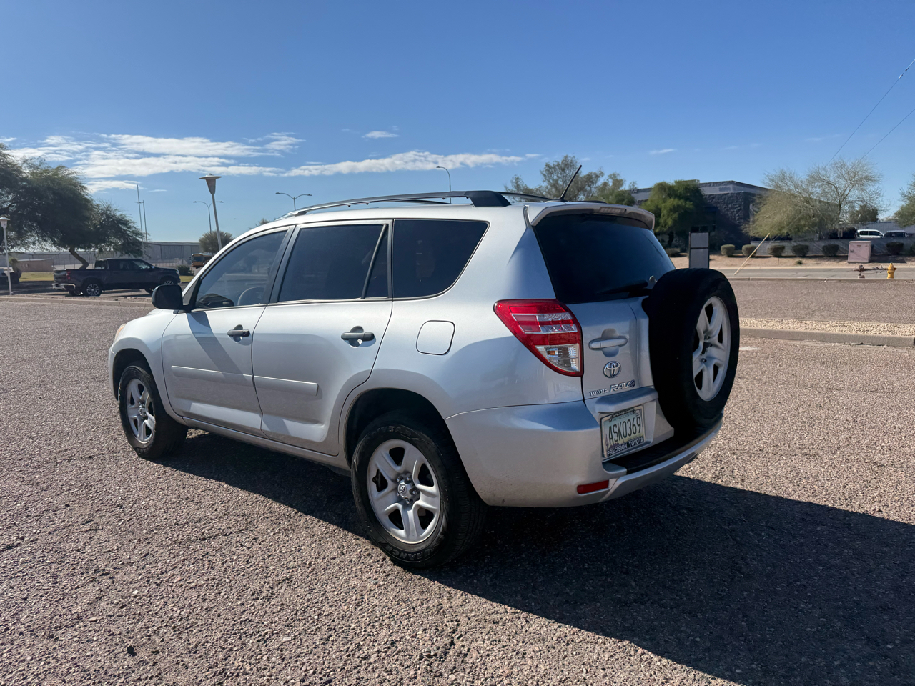 Toyota RAV4 FWD 4dr 4-cyl 4-Spd AT (Natl) 2010