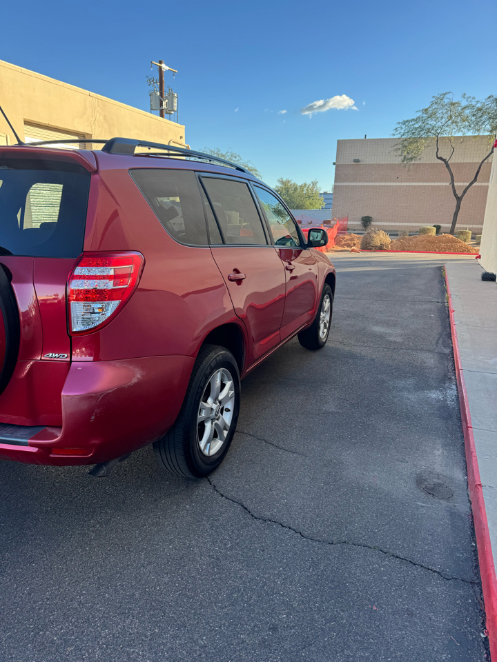 Toyota RAV4 4WD 4dr 4-cyl 4-Spd AT (Natl) 2011