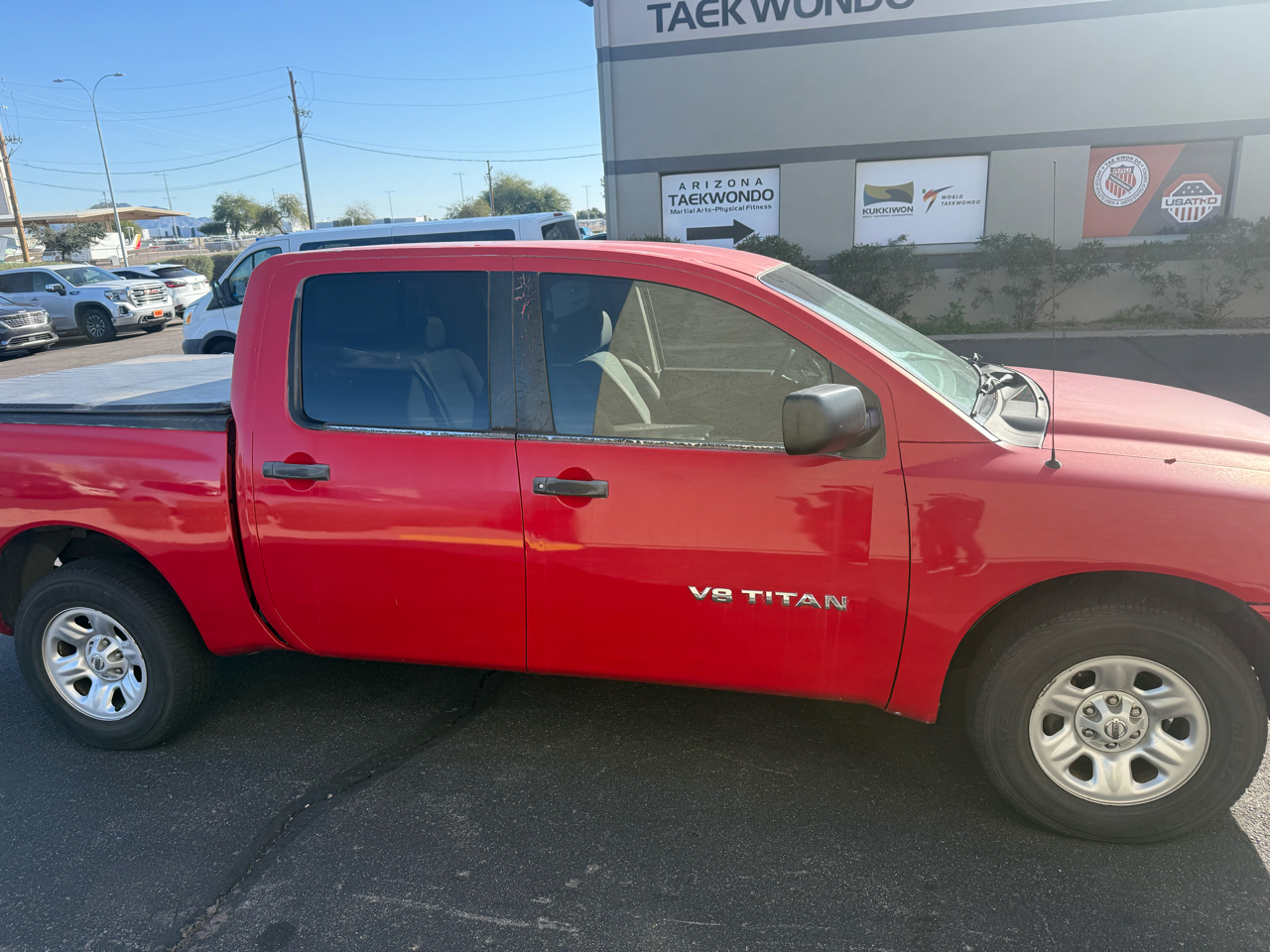 Nissan Titan XE Crew Cab 2WD 2005