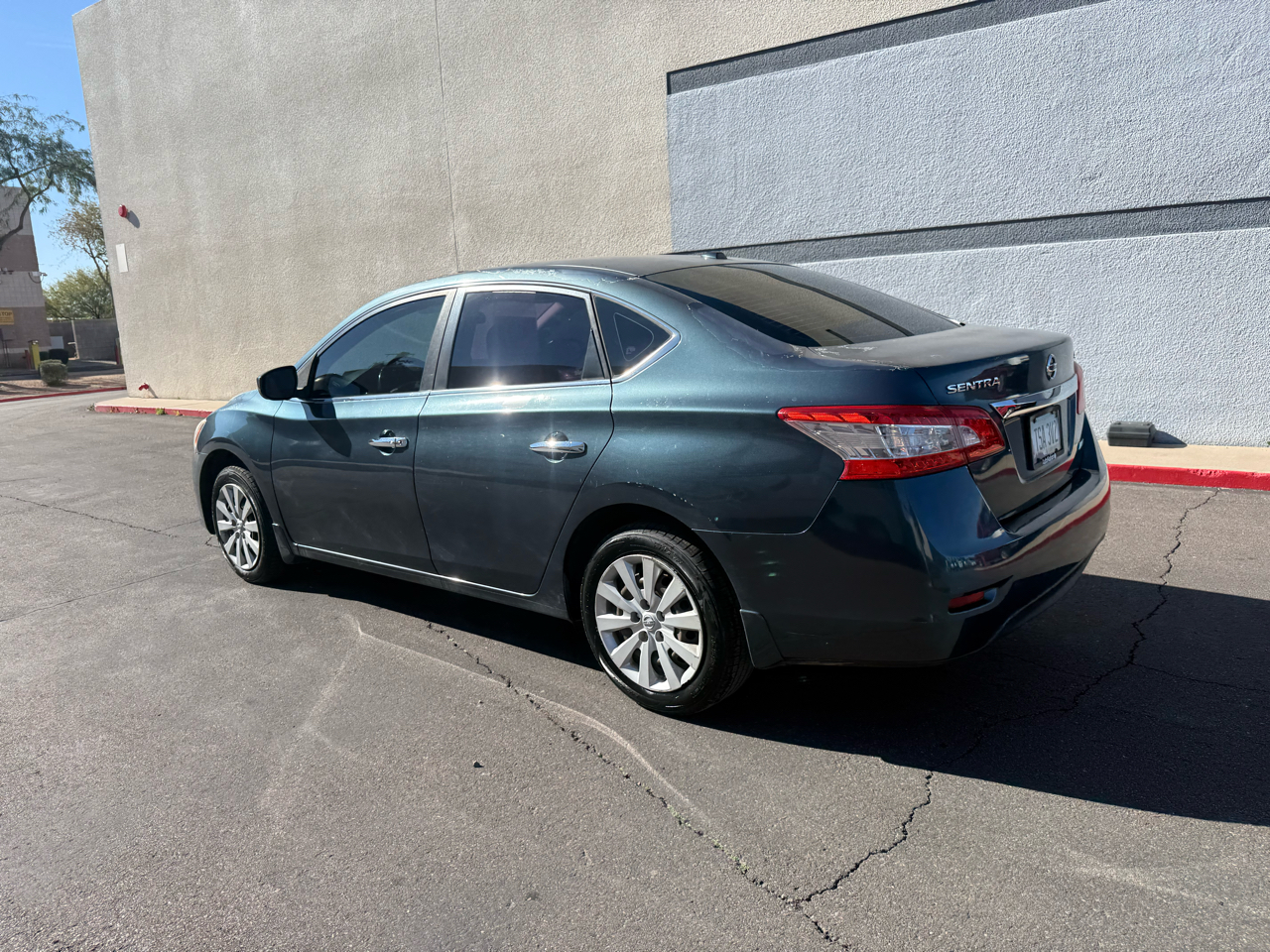 Nissan Sentra 4dr Sdn I4 CVT SV 2014