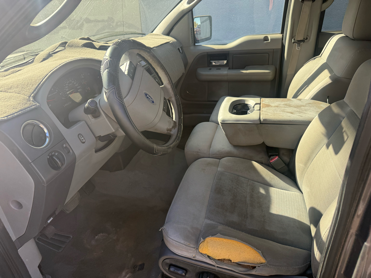 Ford F-150 SuperCrew 139" Lariat 2004