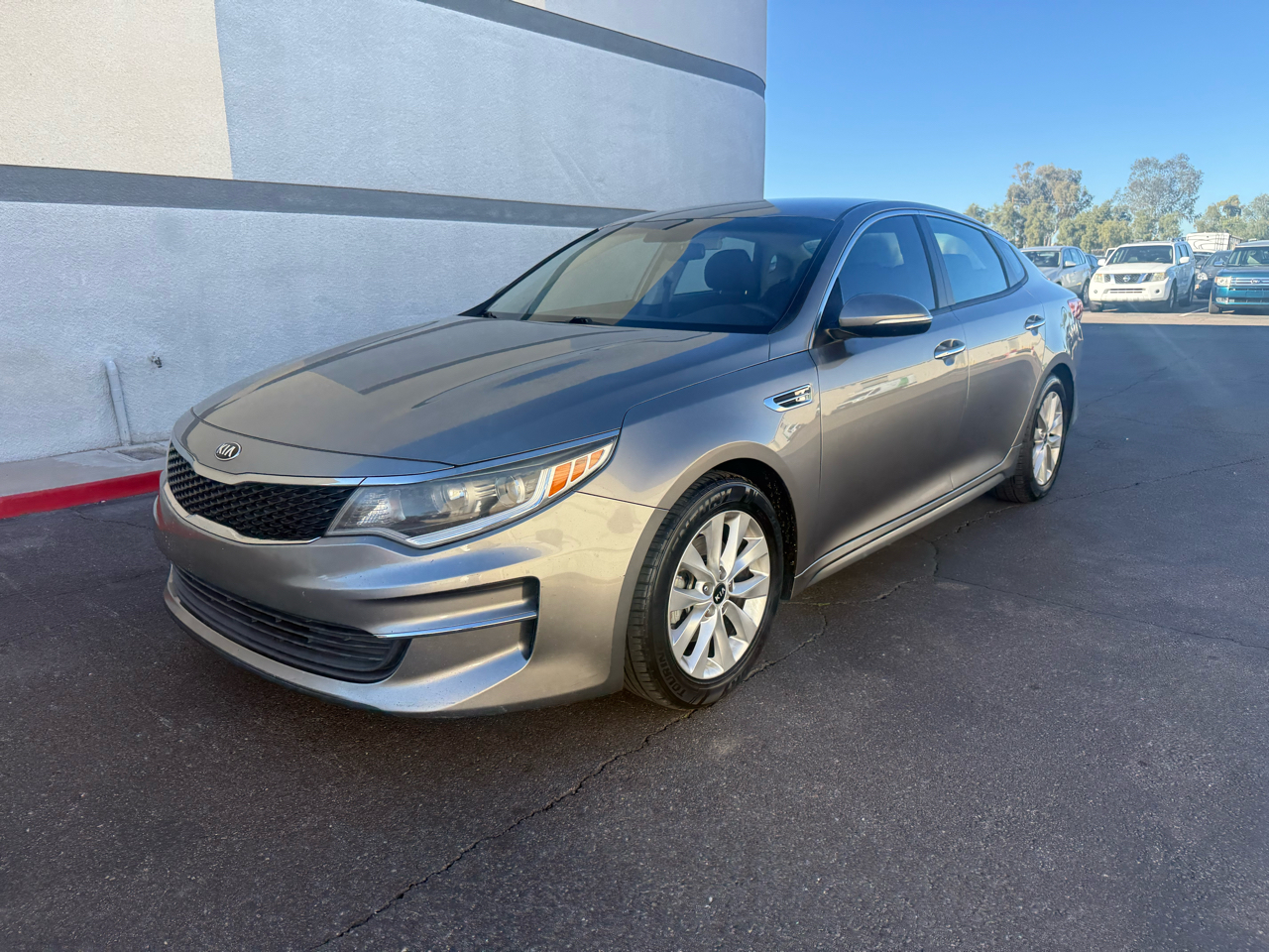 Kia Optima 4dr Sdn LX 2016