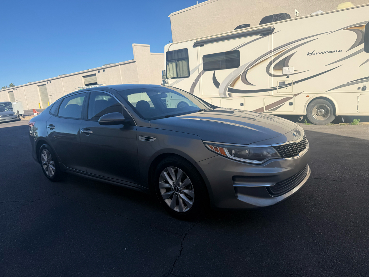 Kia Optima 4dr Sdn LX 2016
