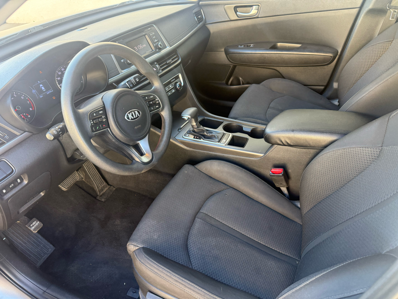 Kia Optima 4dr Sdn LX 2016