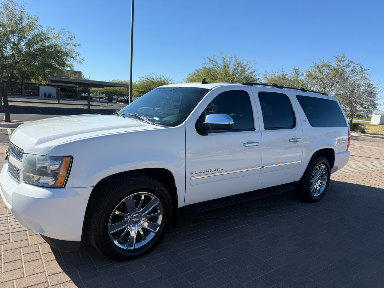 Chevrolet Suburban 4WD 4dr 1500 LTZ 2009
