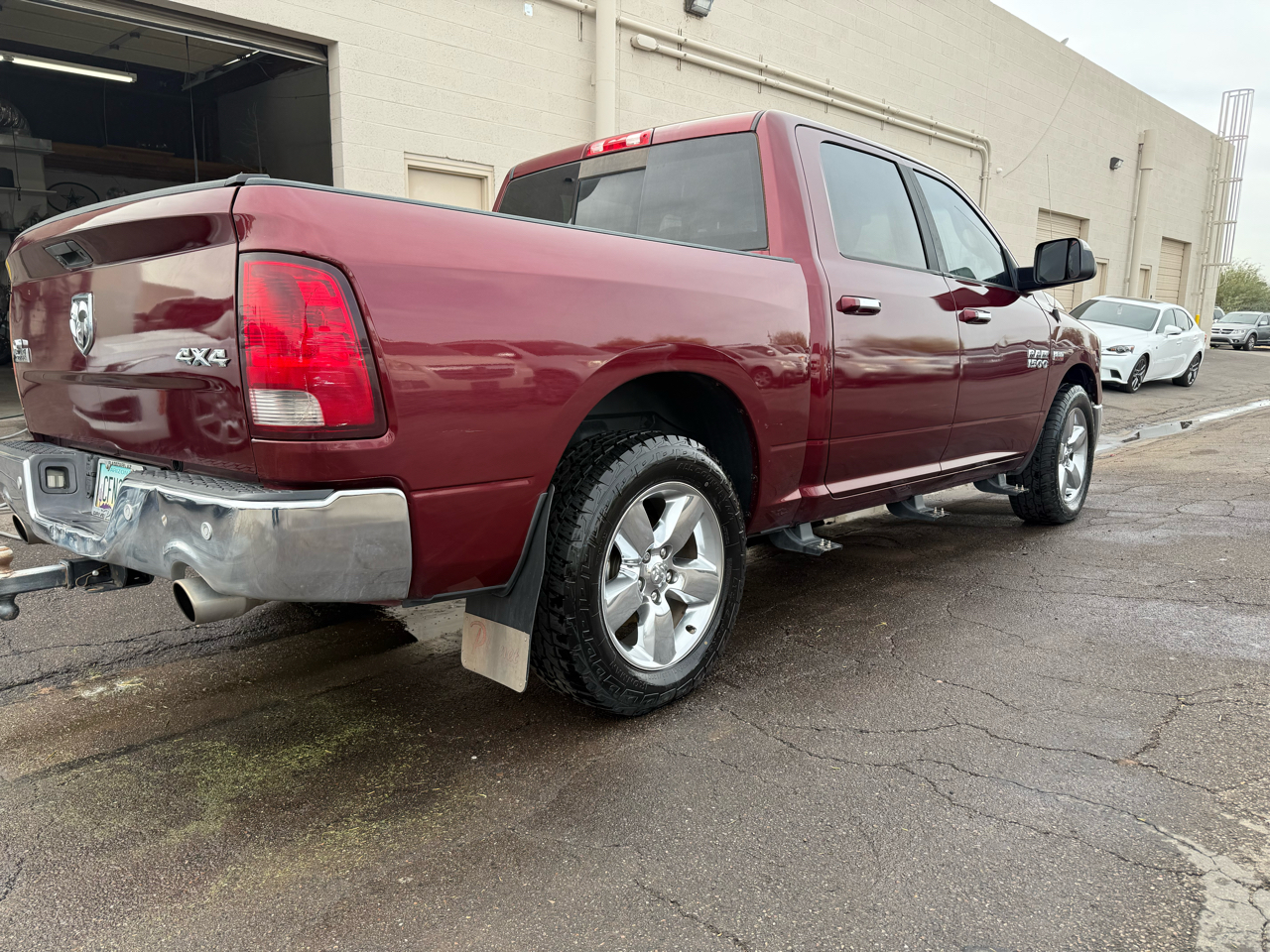 RAM 1500 Big Horn 4x4 Crew Cab 5'7" Box 2018