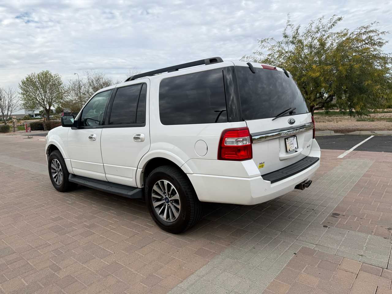 Ford Expedition 4WD 4dr King Ranch 2016