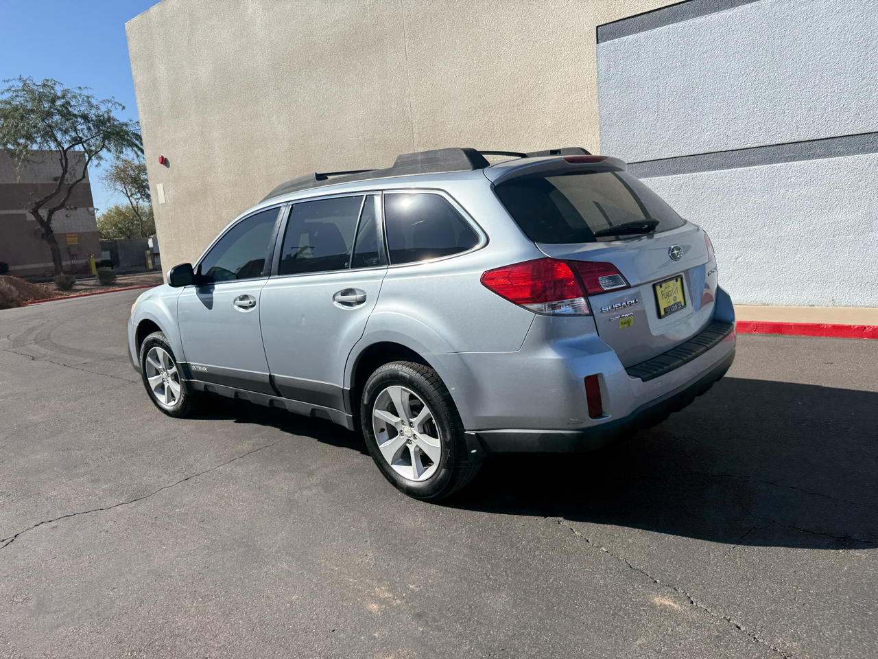 Subaru Outback 4dr Wgn H4 Auto 2.5i Premium 2013