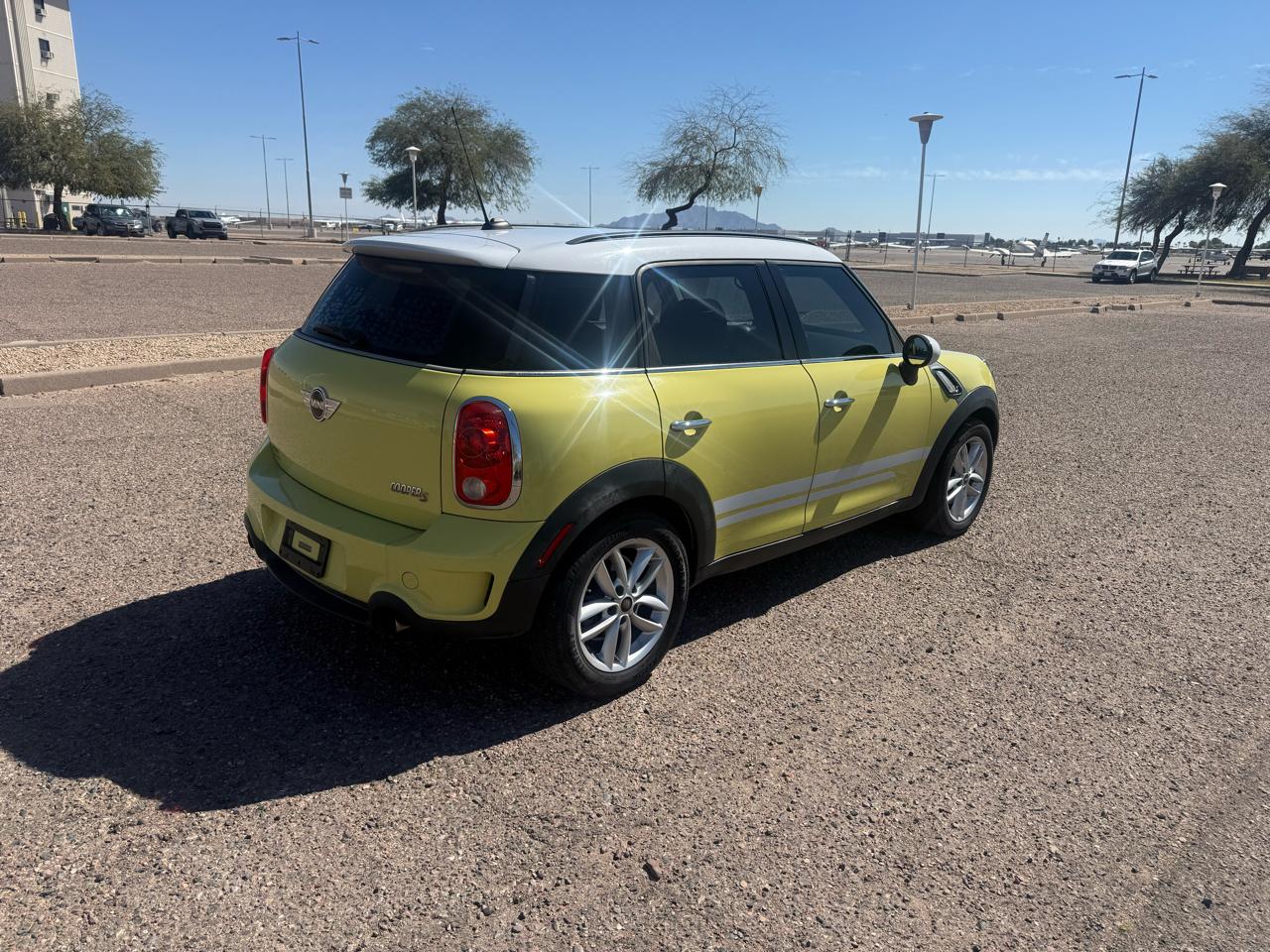 MINI Cooper Countryman FWD 4dr S 2012
