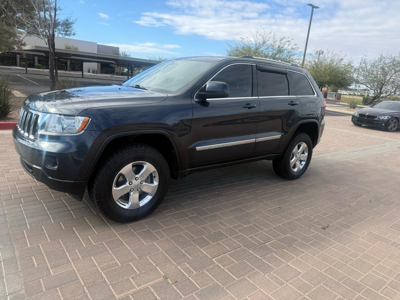 Jeep Grand Cherokee 4WD 4dr Laredo 2012