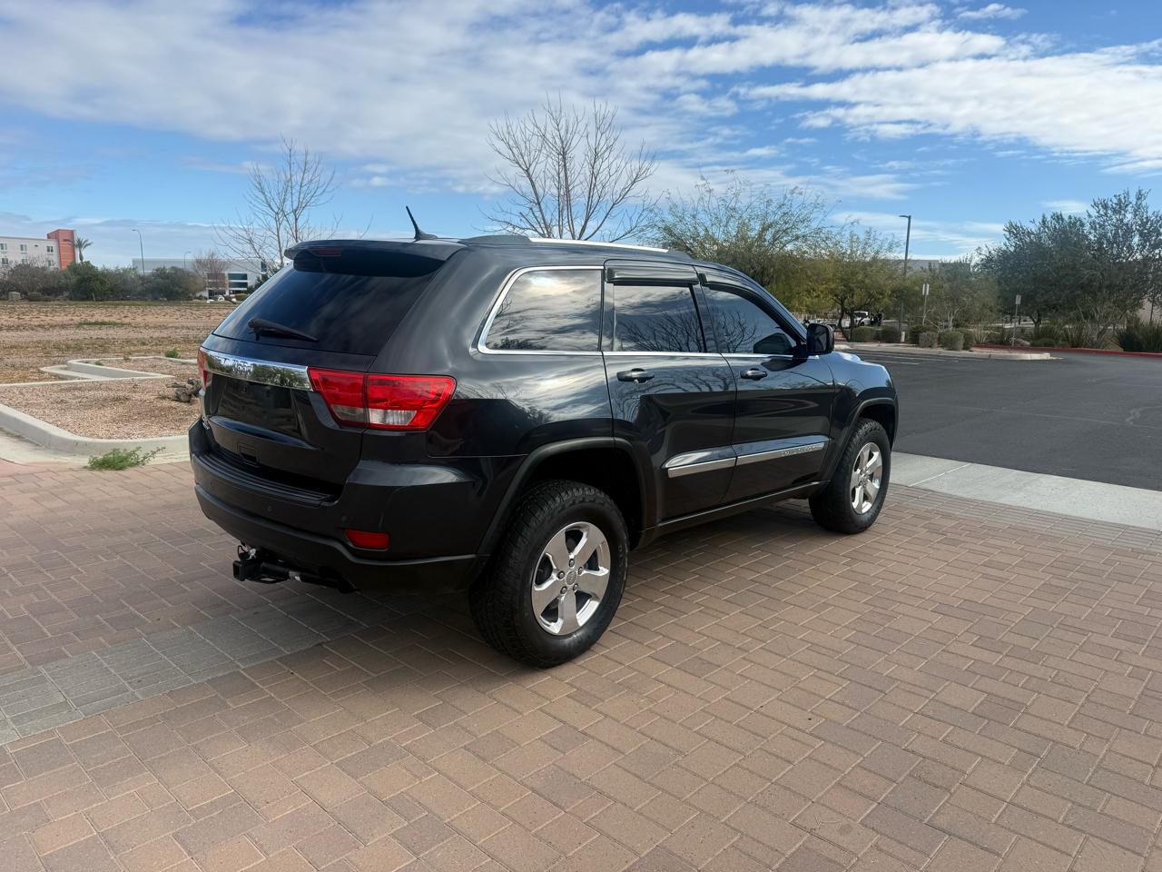 Jeep Grand Cherokee 4WD 4dr Laredo 2012