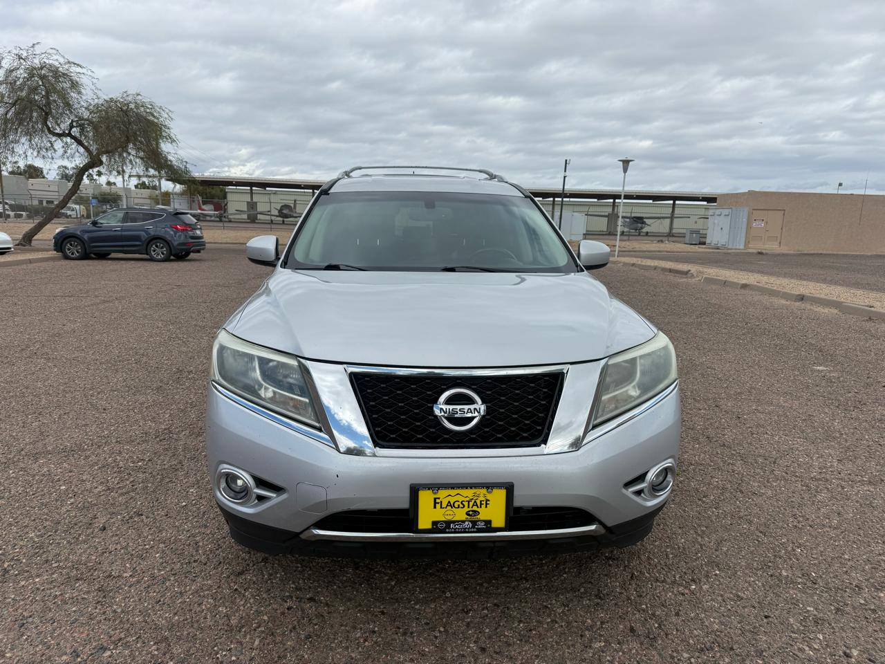 Nissan Pathfinder 2WD 4dr SL 2013