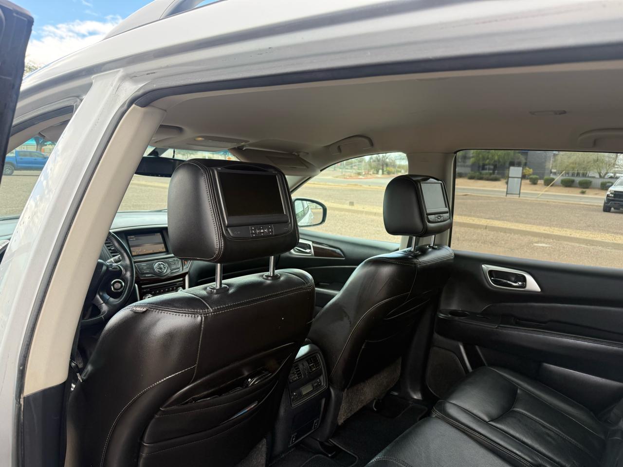 Nissan Pathfinder 2WD 4dr SL 2013