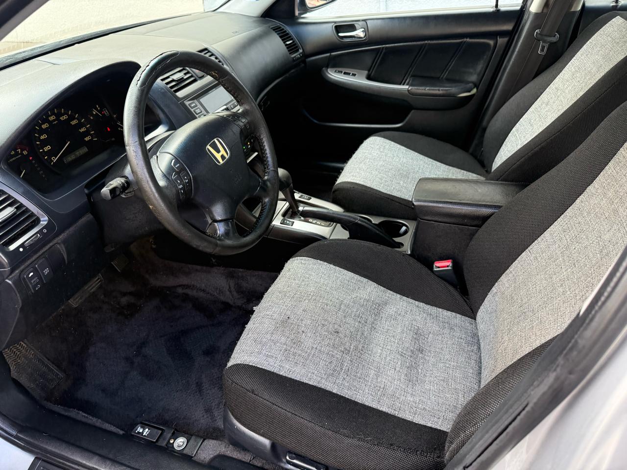 Honda Accord Sdn EX-L V6 AT 2006