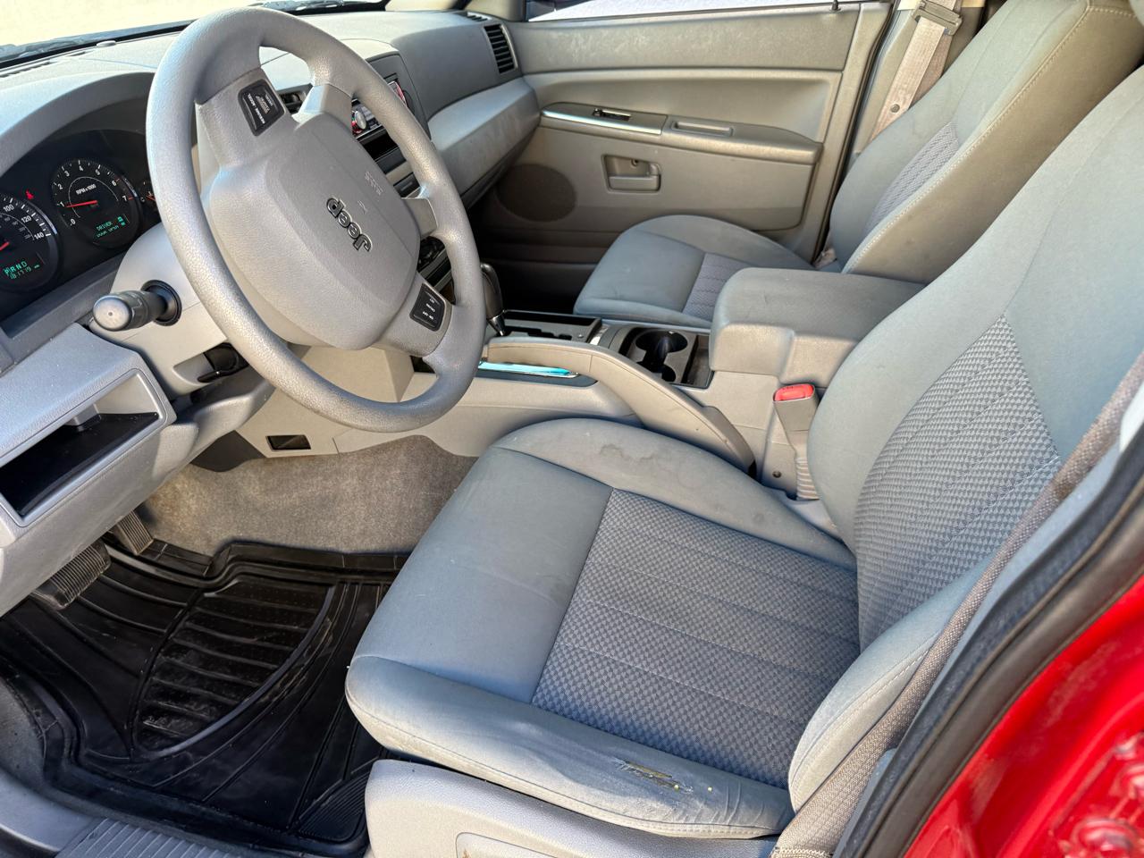 Jeep Grand Cherokee 4dr Laredo 4WD 2005