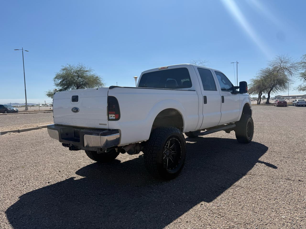 Ford Super Duty F-250 SRW 4WD Crew Cab 172" Platinum 2016