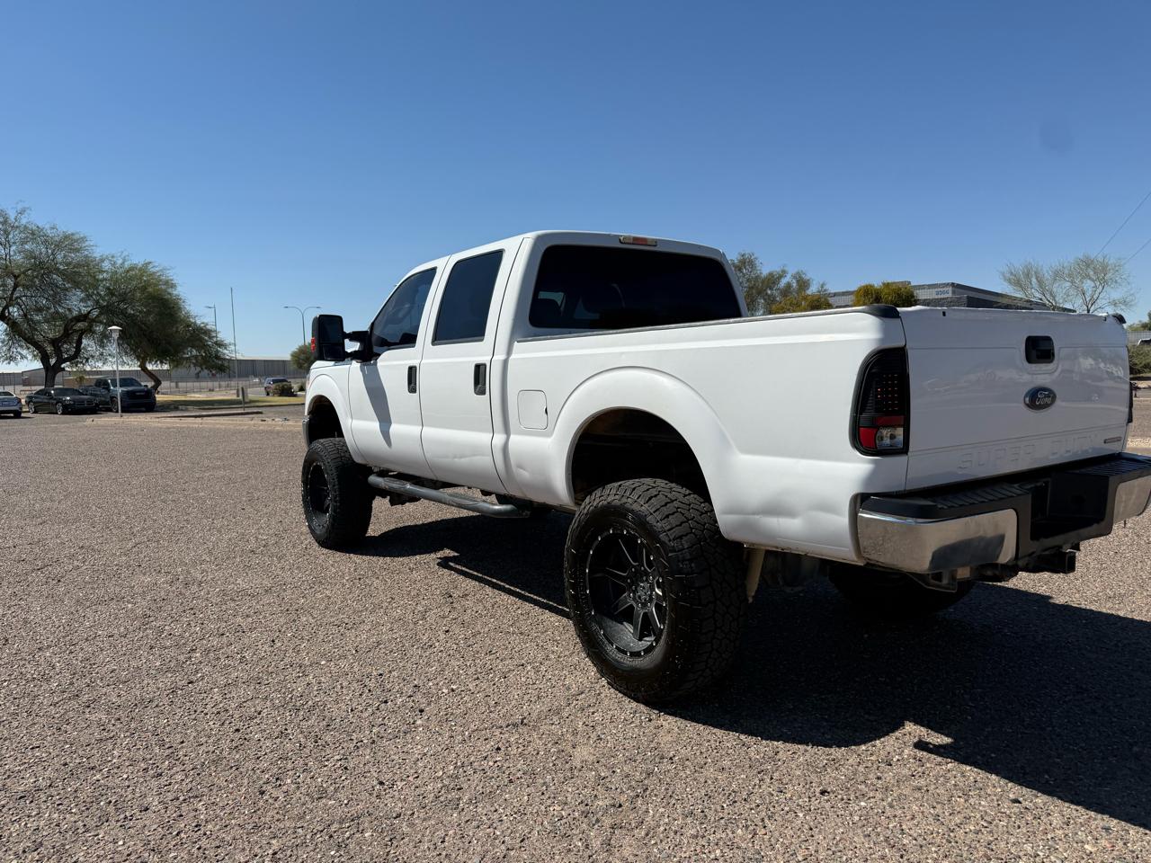 Ford Super Duty F-250 SRW 4WD Crew Cab 172" Platinum 2016