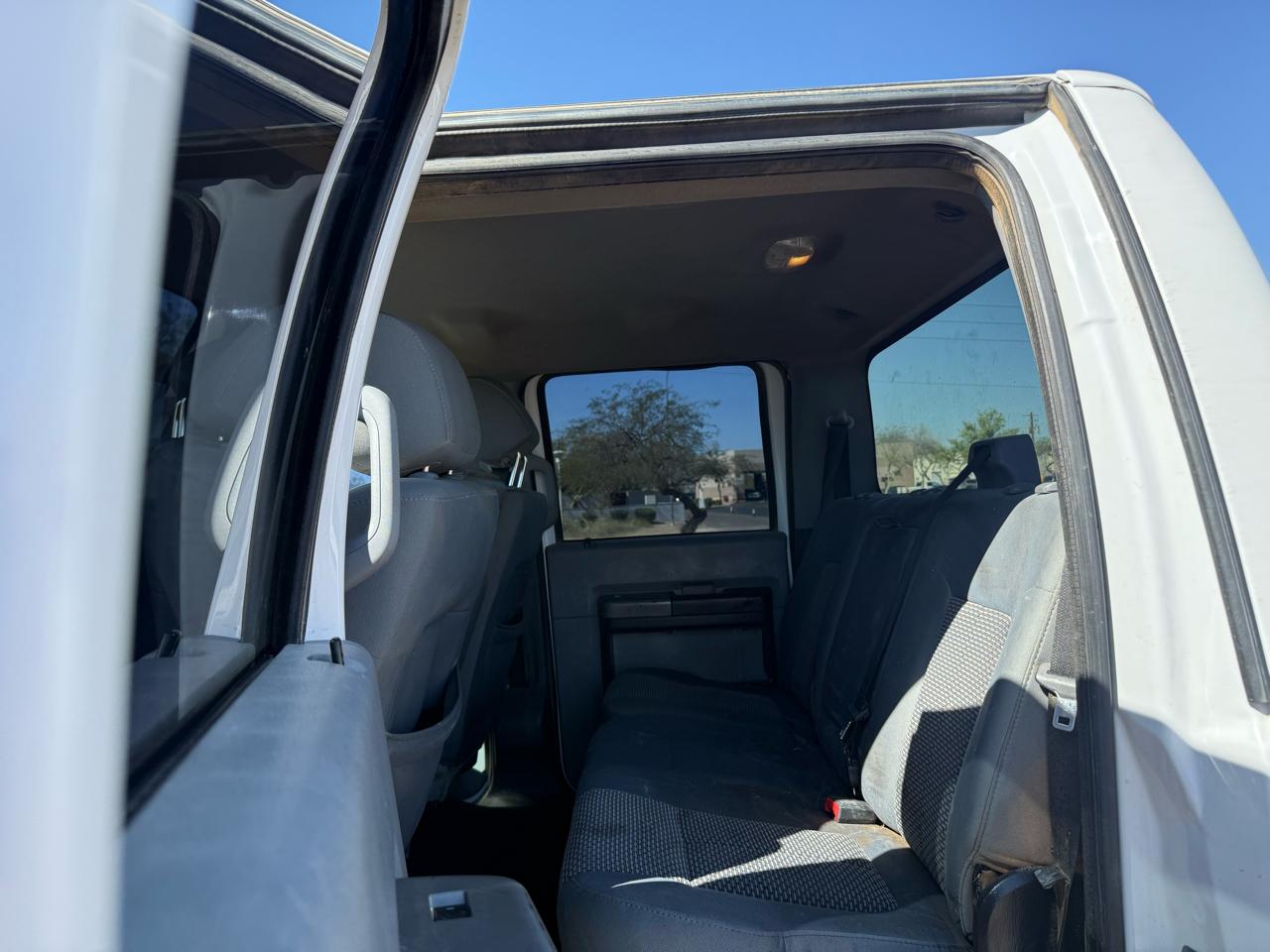 Ford Super Duty F-250 SRW 4WD Crew Cab 172" Platinum 2016