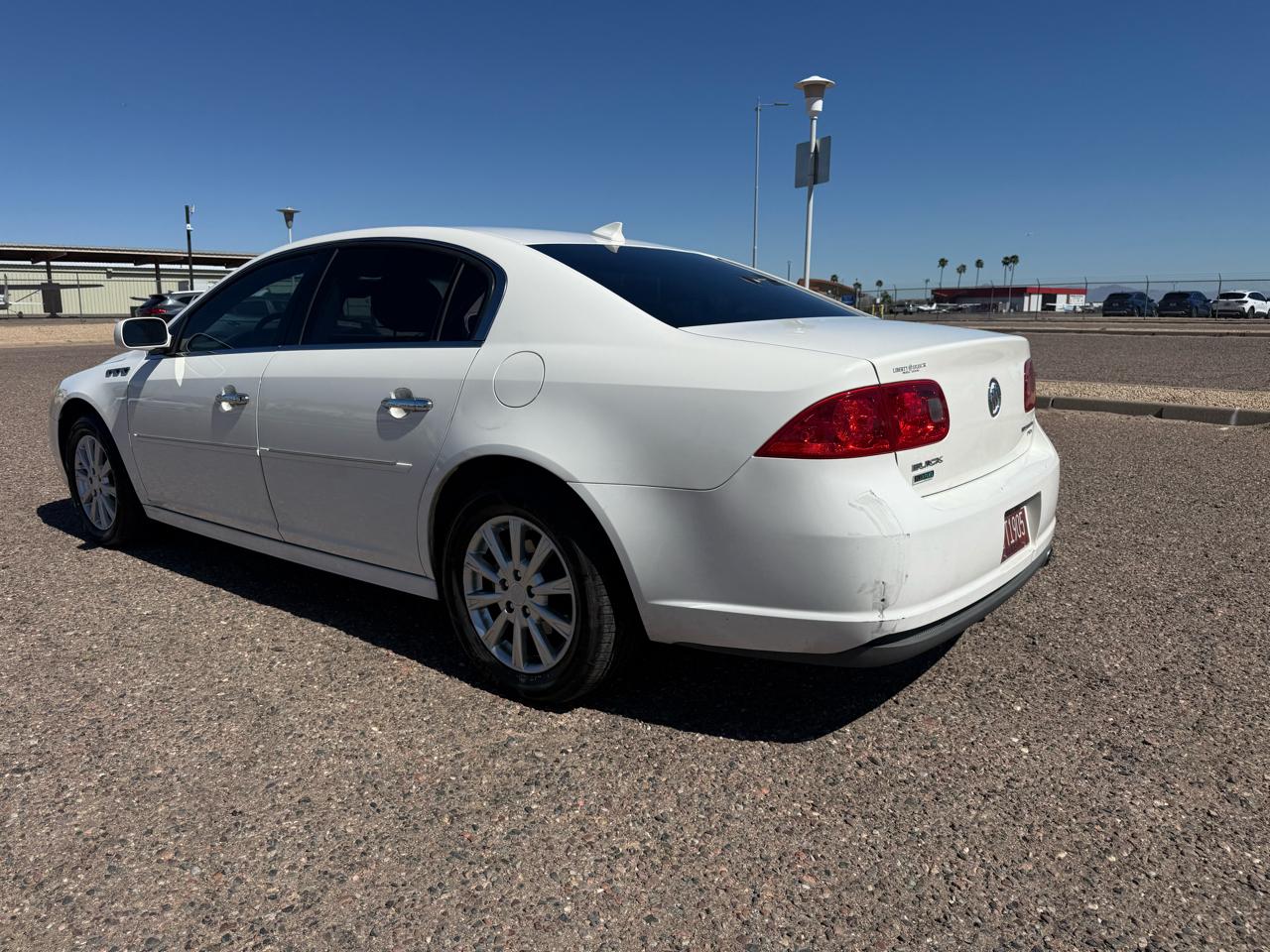 Buick Lucerne 4dr Sdn CXL 2011