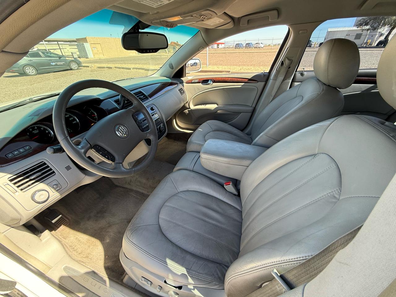 Buick Lucerne 4dr Sdn CXL 2011