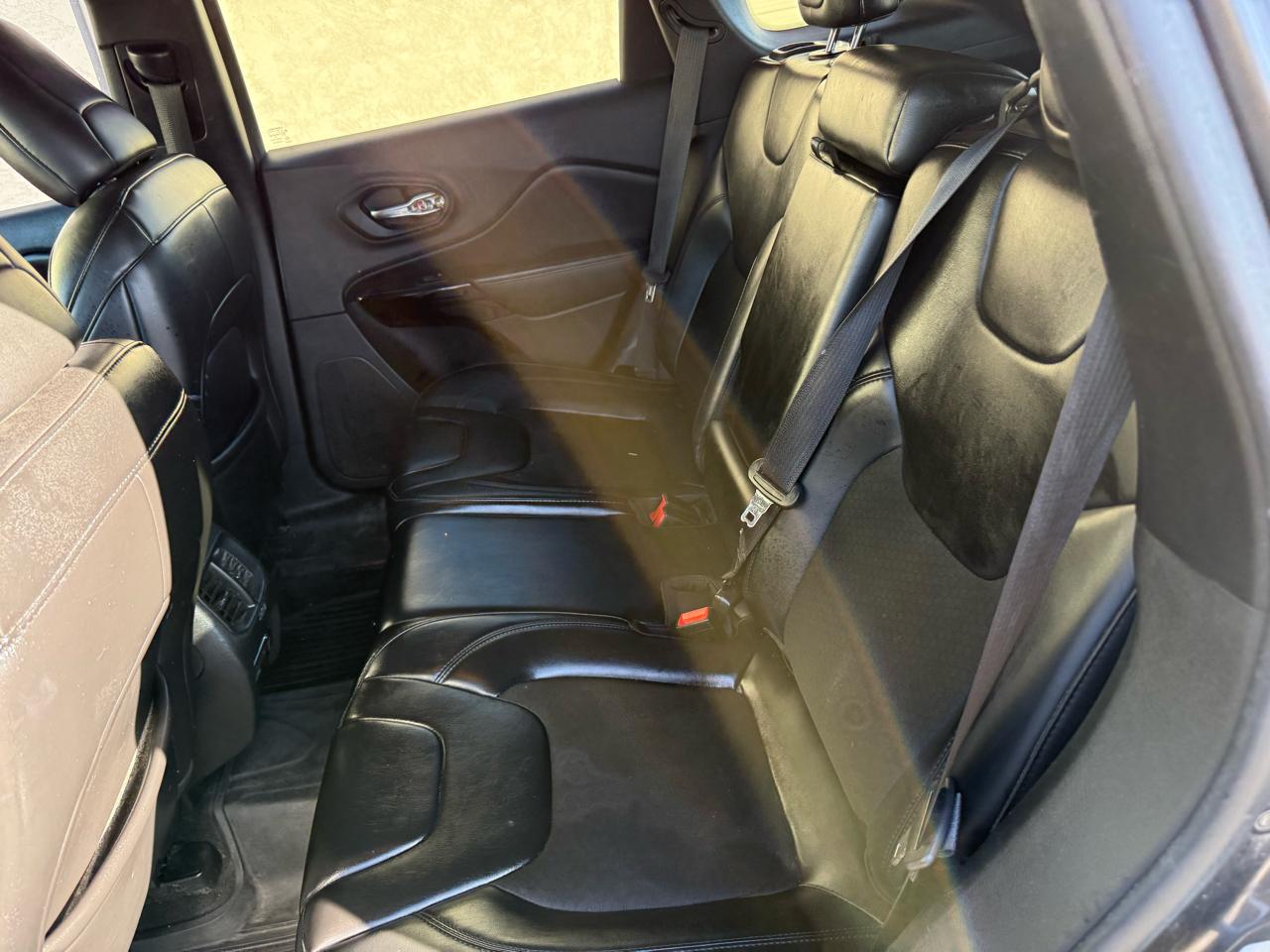 Jeep Cherokee Altitude 4x4 2019