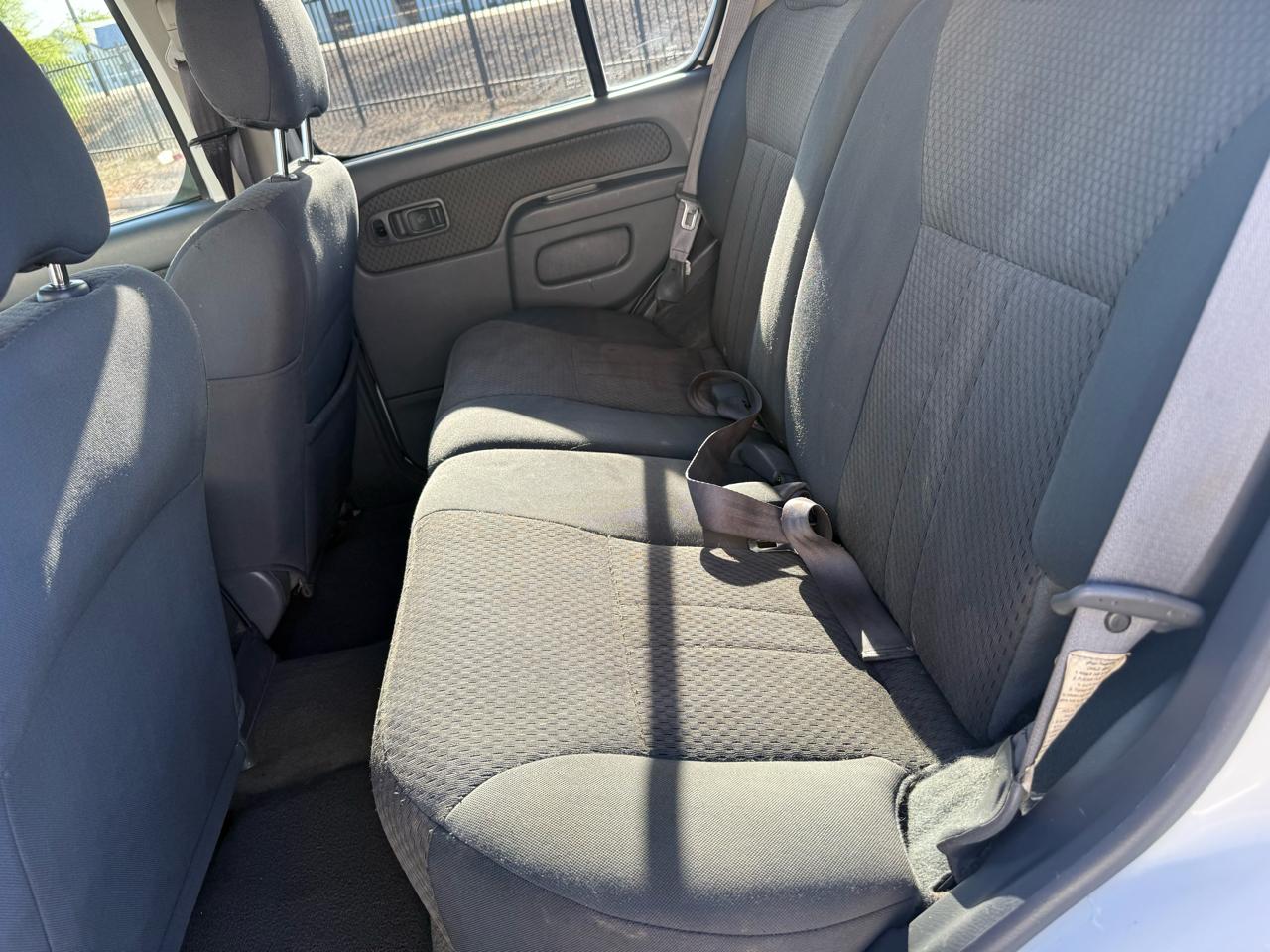 Nissan Xterra 4dr XE 4WD SC V6 Auto w/Security 2002