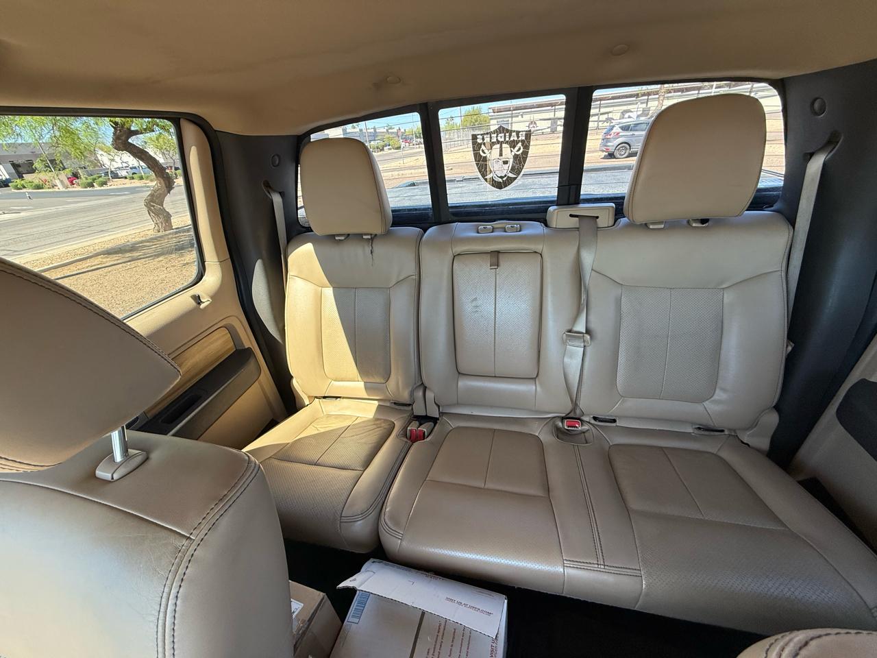 Ford F-150 4WD SuperCrew 145" Platinum 2011