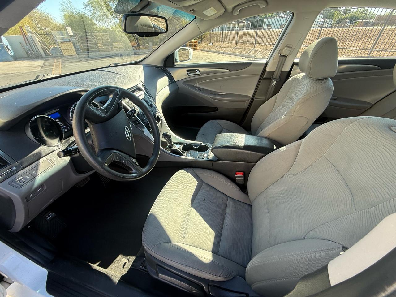 Hyundai Sonata Hybrid 4dr Sdn 2014