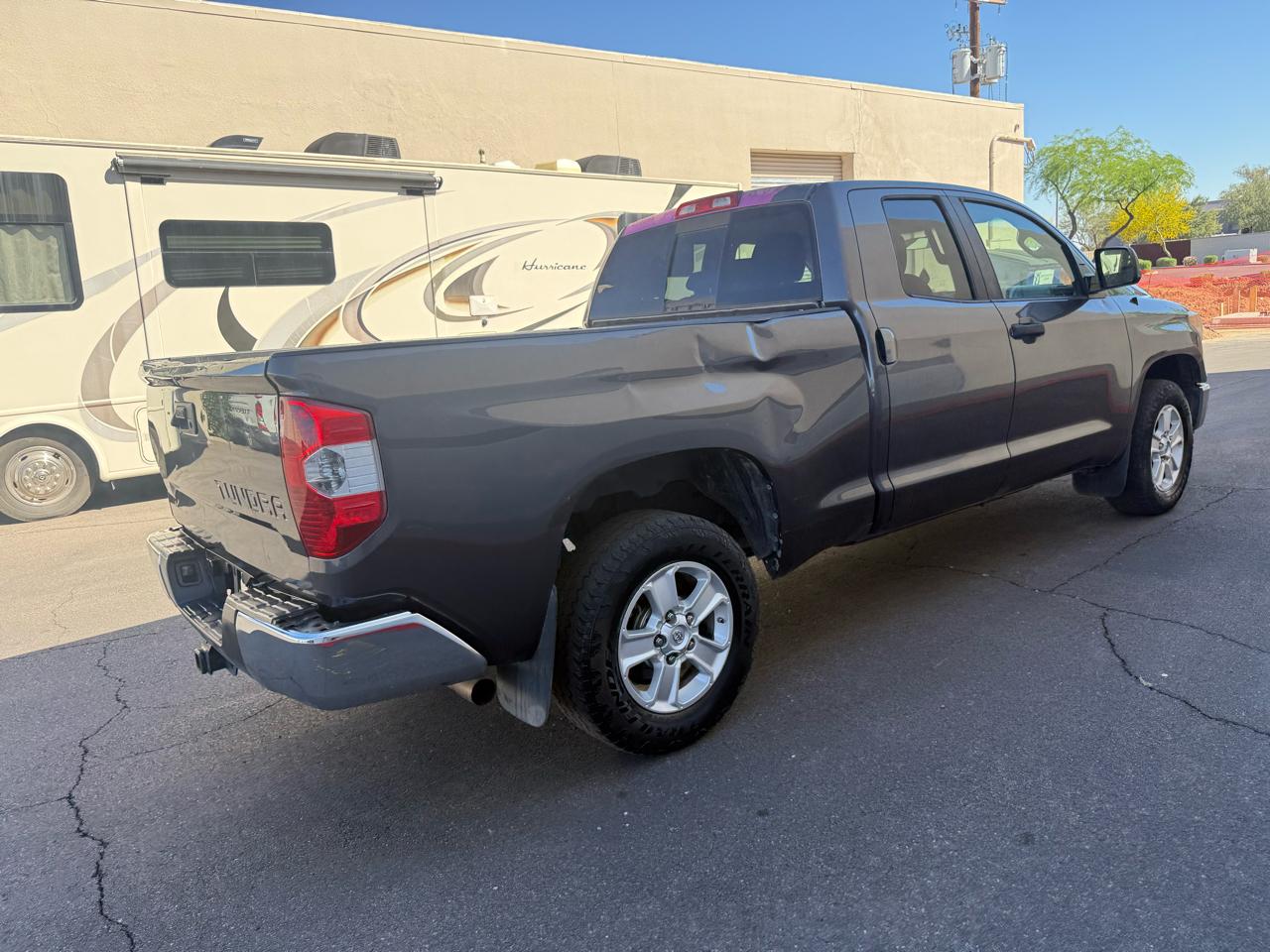Toyota Tundra 2WD Truck Double Cab 5.7L V8 6-Spd AT SR5 (Natl) 2015