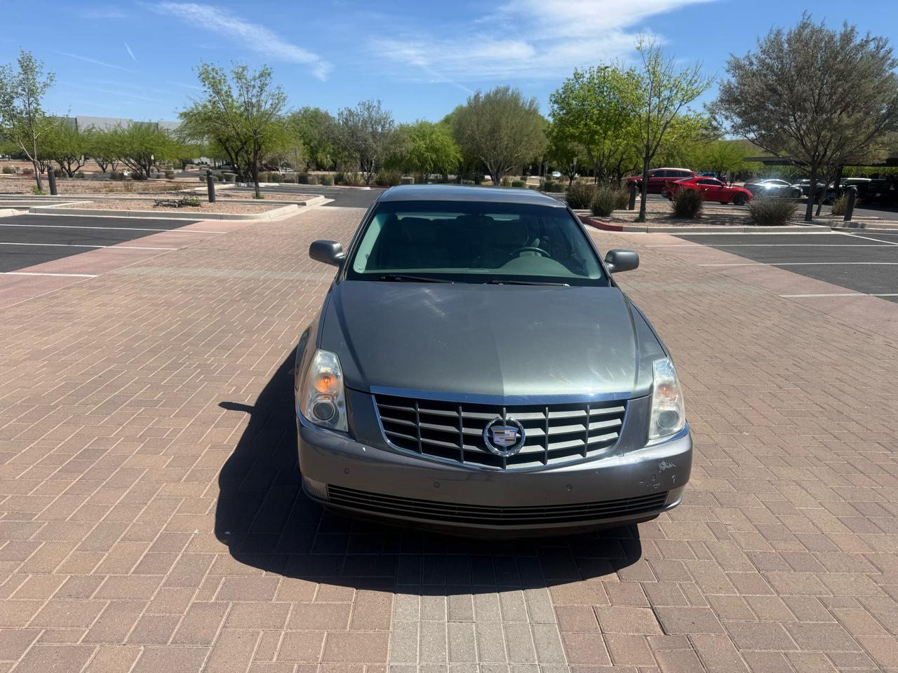 Cadillac DTS 4dr Sdn Luxury I 2007