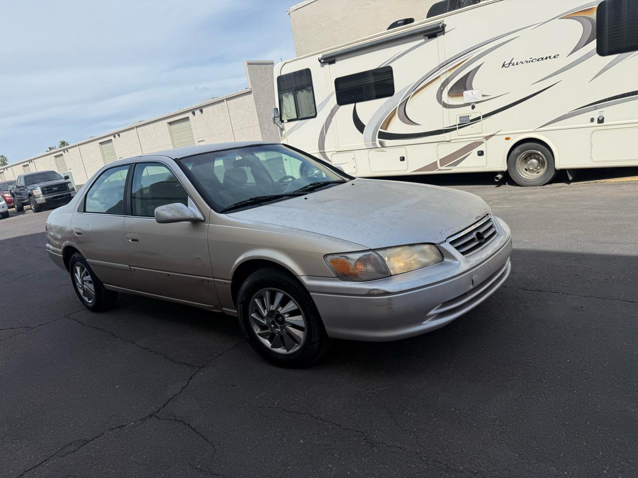 Toyota Camry 4dr Sdn XLE Auto 2000