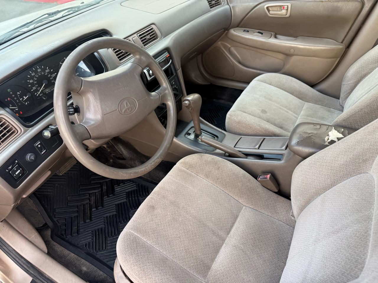 Toyota Camry 4dr Sdn XLE Auto 2000