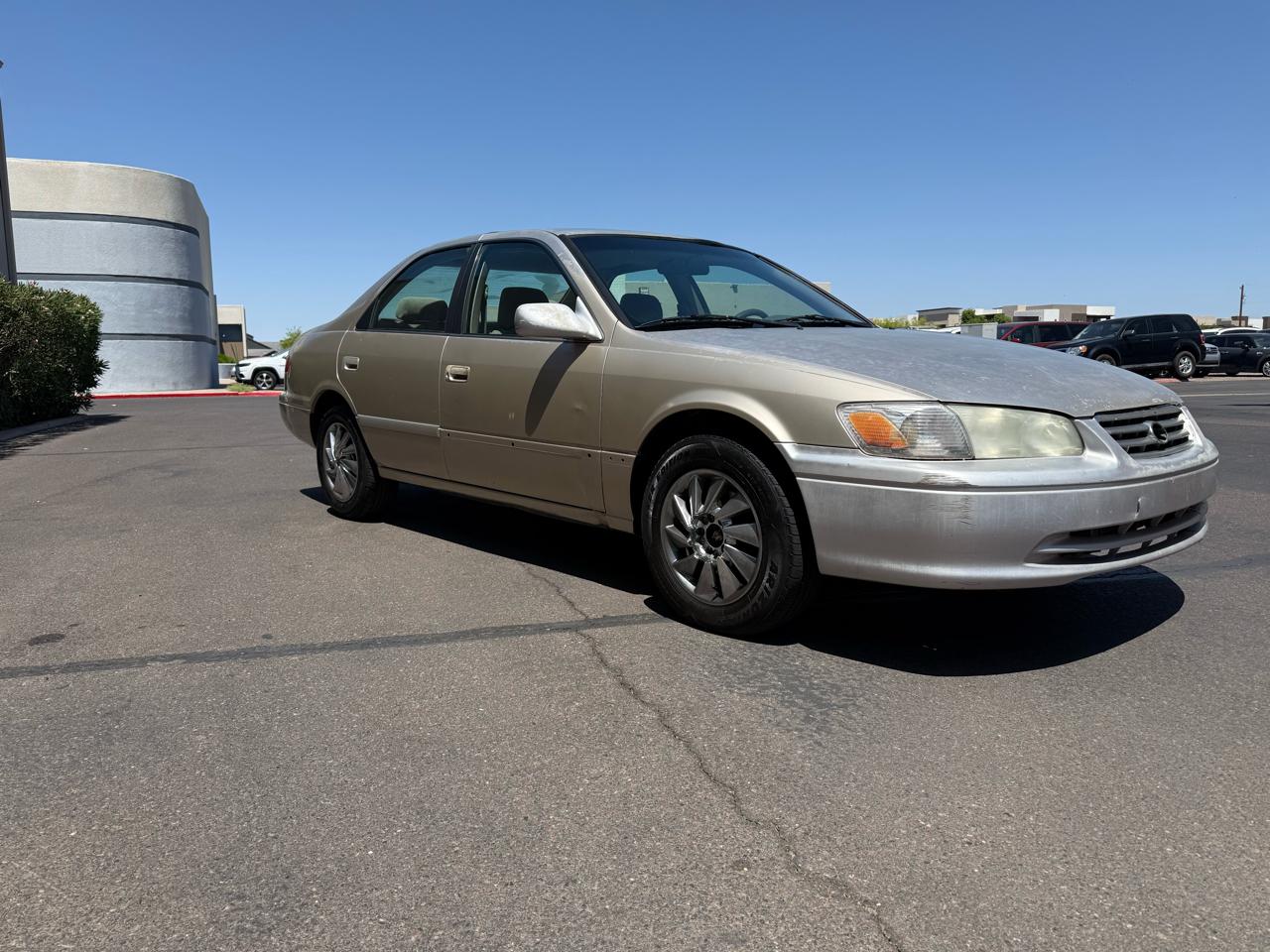 Toyota Camry 4dr Sdn XLE Auto 2000