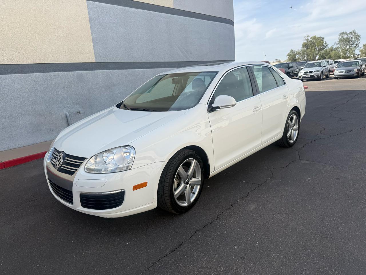Volkswagen Jetta Sedan 4dr DSG TDI 2010