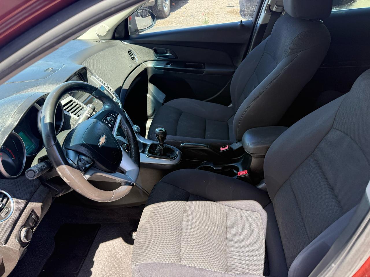 Chevrolet Cruze 4dr Sdn Man ECO 2013