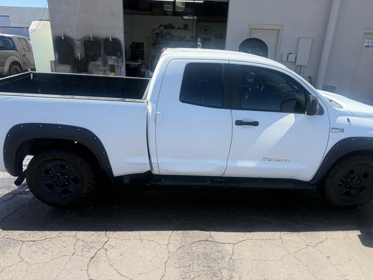 Toyota Tundra 2WD Truck Dbl 5.7L V8 6-Spd AT (Natl) 2008