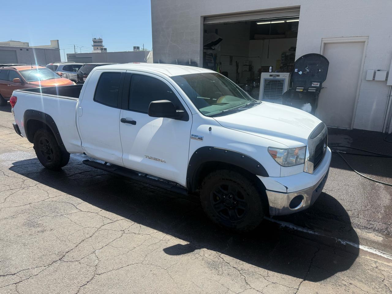 Toyota Tundra 2WD Truck Dbl 5.7L V8 6-Spd AT (Natl) 2008