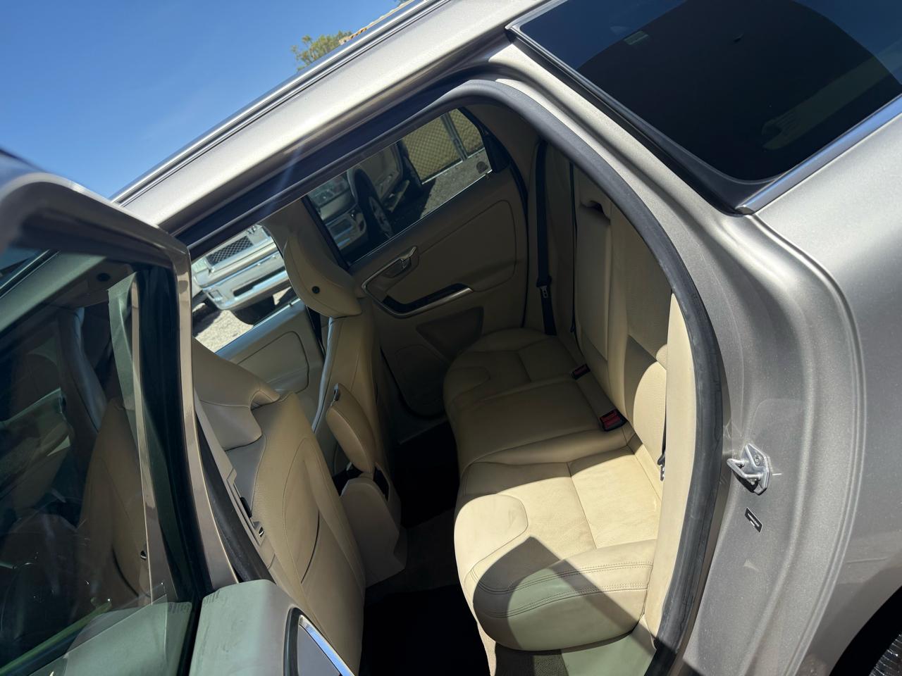 Volvo XC60 AWD 4dr 3.0L 2014